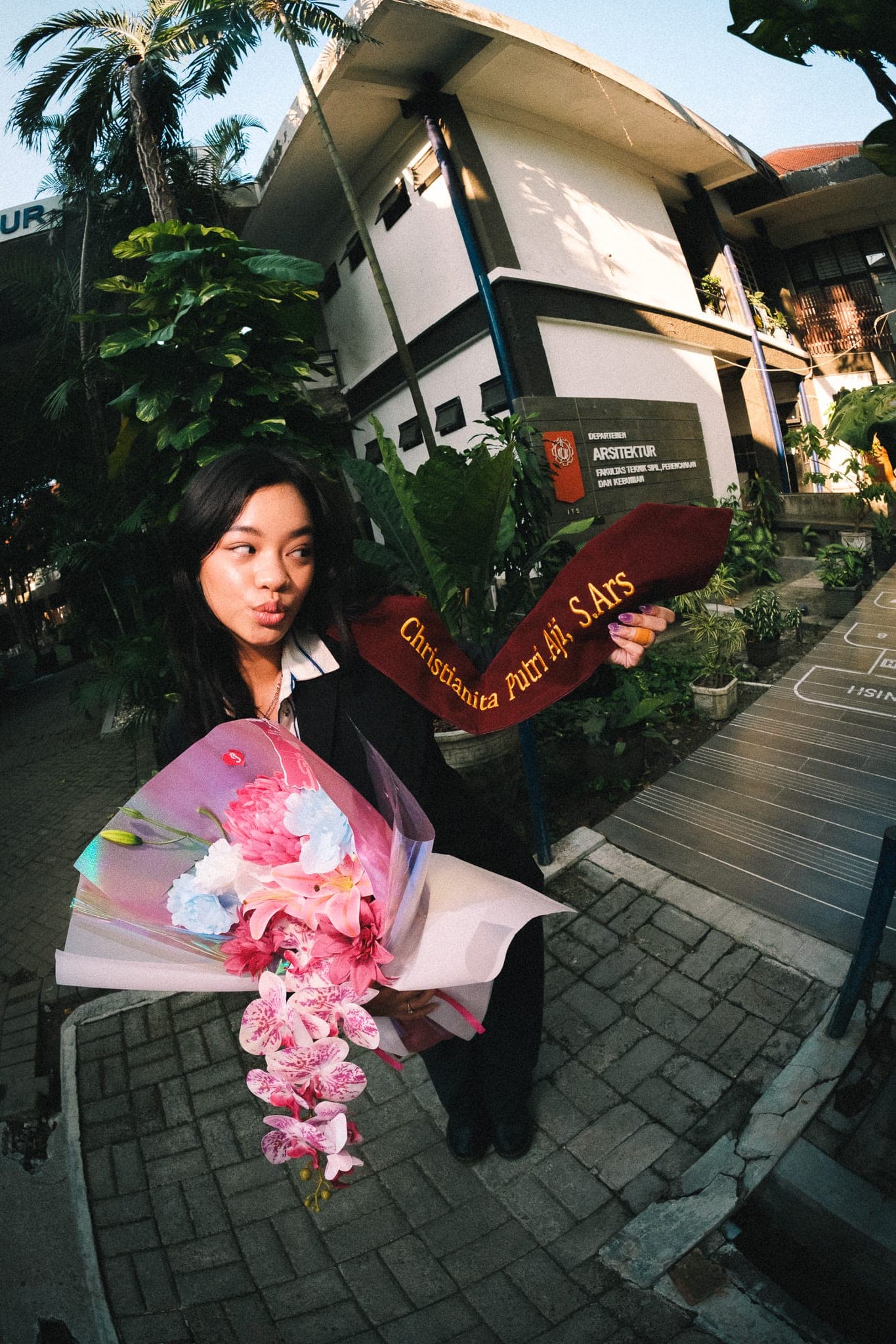 Musim Wisuda — Semhas